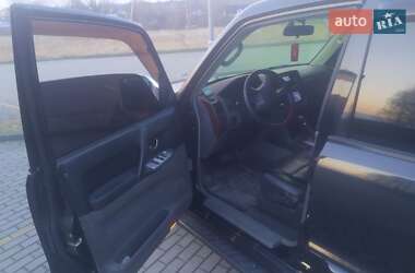 Внедорожник / Кроссовер Mitsubishi Pajero 2005 в 