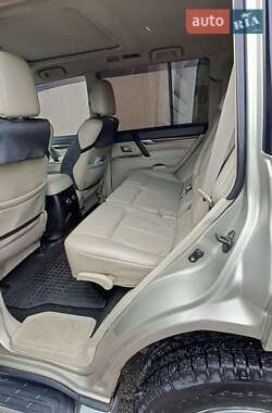 Внедорожник / Кроссовер Mitsubishi Pajero 2007 в 