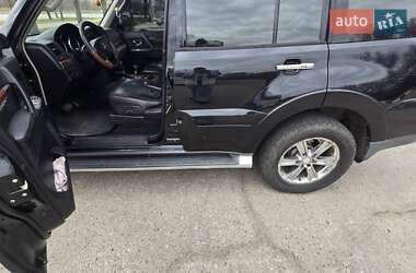 Внедорожник / Кроссовер Mitsubishi Pajero 2007 в 