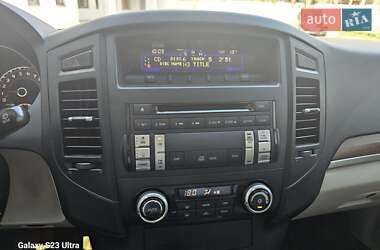 Внедорожник / Кроссовер Mitsubishi Pajero 2007 в 