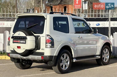 Внедорожник / Кроссовер Mitsubishi Pajero 2008 в 
