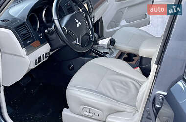 Внедорожник / Кроссовер Mitsubishi Pajero 2007 в 