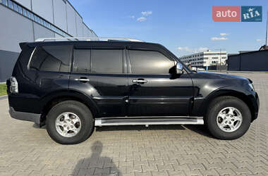 Внедорожник / Кроссовер Mitsubishi Pajero 2007 в 