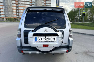 Внедорожник / Кроссовер Mitsubishi Pajero 2007 в 