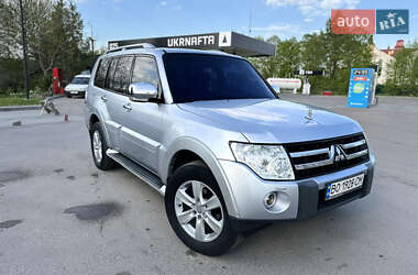 Внедорожник / Кроссовер Mitsubishi Pajero 2007 в 