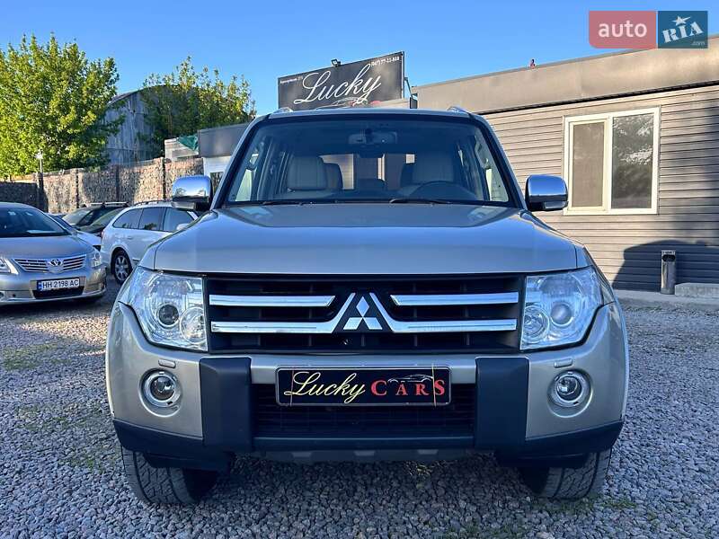Внедорожник / Кроссовер Mitsubishi Pajero 2007 в Одессе