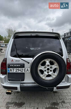 Внедорожник / Кроссовер Mitsubishi Pajero 2002 в 