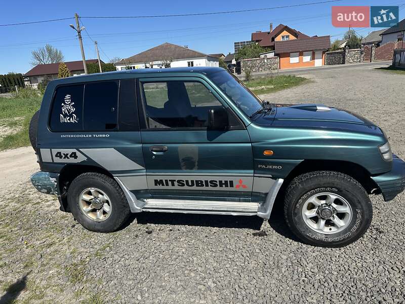 Позашляховик / Кросовер Mitsubishi Pajero 2003 в Камені-Каширському
