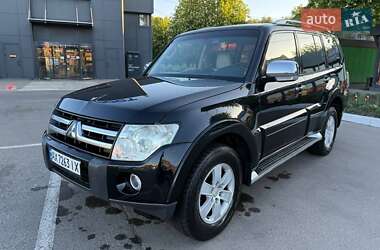 Позашляховик / Кросовер Mitsubishi Pajero 2007 в 