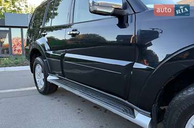 Позашляховик / Кросовер Mitsubishi Pajero 2007 в 