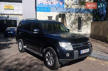 Внедорожник / Кроссовер Mitsubishi Pajero 2007 в Днепре