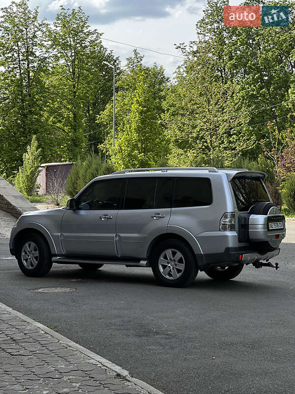 Внедорожник / Кроссовер Mitsubishi Pajero 2008 в Вольногорске