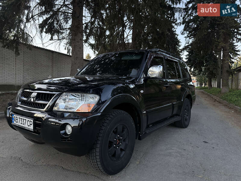 Внедорожник / Кроссовер Mitsubishi Pajero 2004 в Виннице