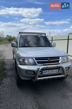 Внедорожник / Кроссовер Mitsubishi Pajero 2002 в Андрушевке