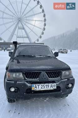 Внедорожник / Кроссовер Mitsubishi Pajero 2005 в 
