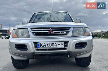 Внедорожник / Кроссовер Mitsubishi Pajero 2000 в 