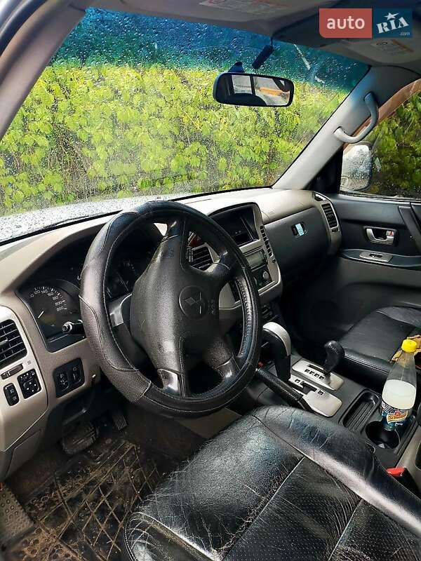 Внедорожник / Кроссовер Mitsubishi Pajero 2004 в Буче фото 5 Внедорожник / Кроссовер Mitsubishi Pajero 2004 в Буче