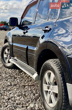 Внедорожник / Кроссовер Mitsubishi Pajero 2007 в 