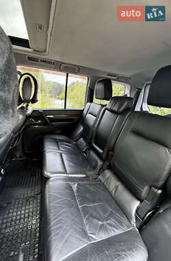Внедорожник / Кроссовер Mitsubishi Pajero 2007 в 