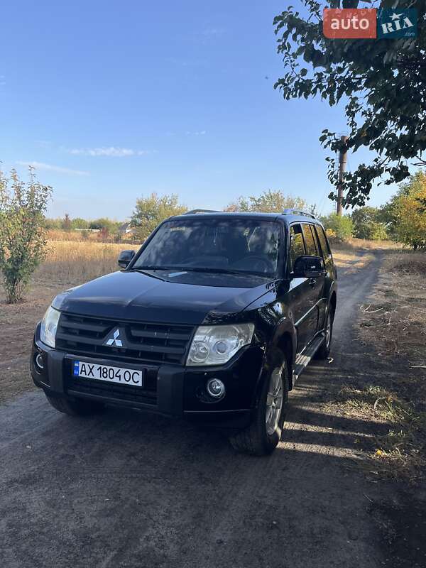 Mitsubishi Pajero 2008