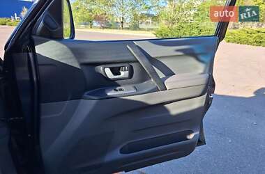 Внедорожник / Кроссовер Mitsubishi Pajero 2007 в 