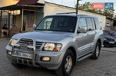 Внедорожник / Кроссовер Mitsubishi Pajero 2001 в Николаеве