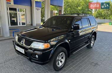 Позашляховик / Кросовер Mitsubishi Pajero 2007 в Миколаєві