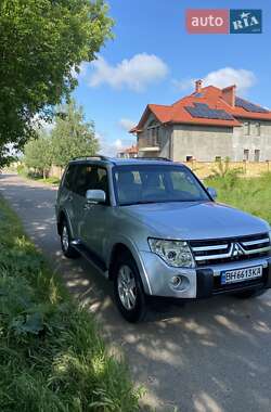 Внедорожник / Кроссовер Mitsubishi Pajero 2007 в Одессе