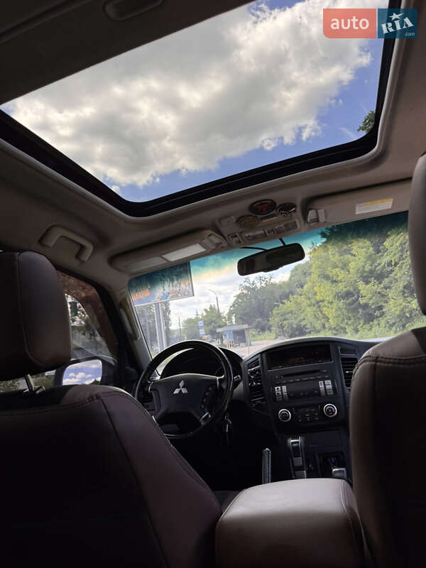 Внедорожник / Кроссовер Mitsubishi Pajero 2007 в Виннице