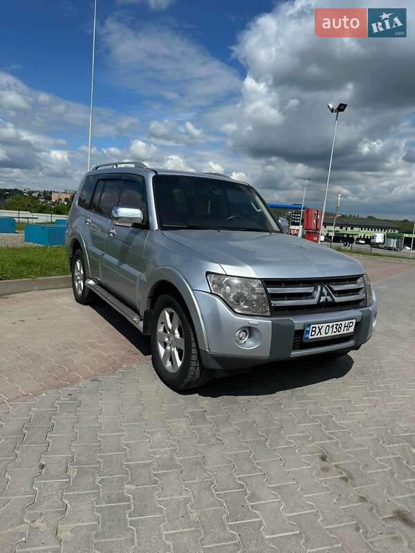 Mitsubishi Pajero 2007