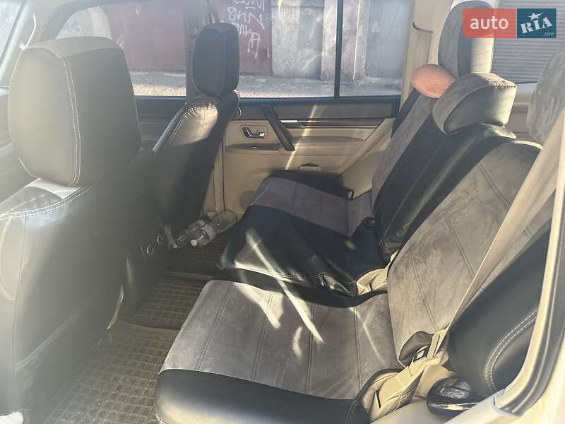 Внедорожник / Кроссовер Mitsubishi Pajero 2007 в Одессе фото 5 Внедорожник / Кроссовер Mitsubishi Pajero 2007 в Одессе