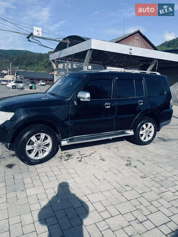 Позашляховик / Кросовер Mitsubishi Pajero 2008 в Перечині