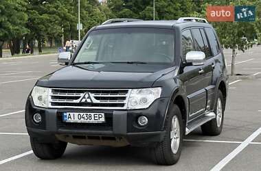 Внедорожник / Кроссовер Mitsubishi Pajero 2008 в Киеве