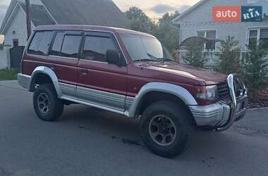 Внедорожник / Кроссовер Mitsubishi Pajero 1993 в 