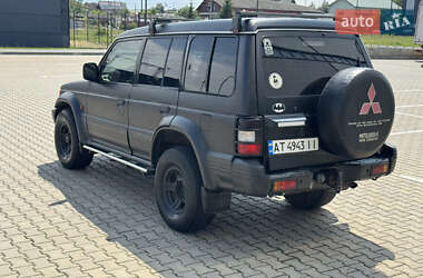 Внедорожник / Кроссовер Mitsubishi Pajero 1991 в 