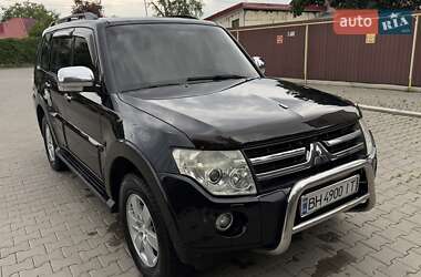 Внедорожник / Кроссовер Mitsubishi Pajero 2008 в 
