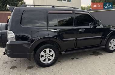 Внедорожник / Кроссовер Mitsubishi Pajero 2008 в 