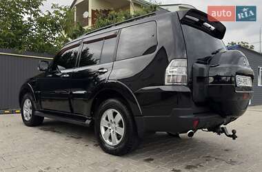 Внедорожник / Кроссовер Mitsubishi Pajero 2008 в 
