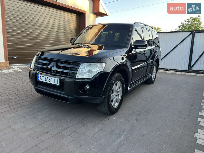 Внедорожник / Кроссовер Mitsubishi Pajero 2007 в 