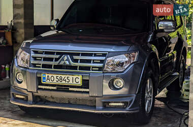 Позашляховик / Кросовер Mitsubishi Pajero 2008 в Виноградові
