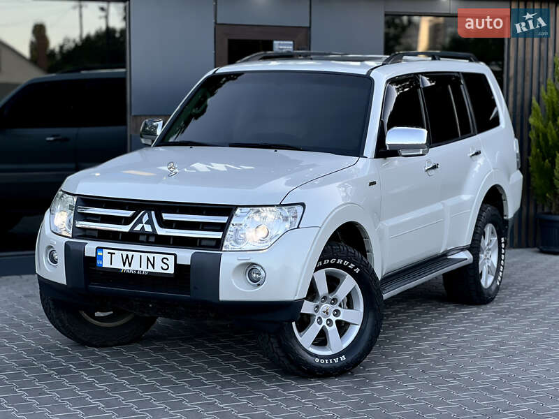 Mitsubishi Pajero 2008