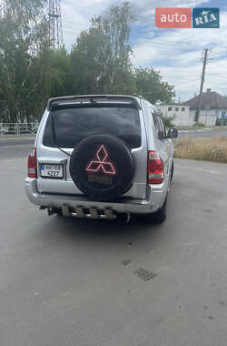 Внедорожник / Кроссовер Mitsubishi Pajero 2003 в 