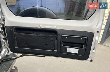 Внедорожник / Кроссовер Mitsubishi Pajero 2003 в 