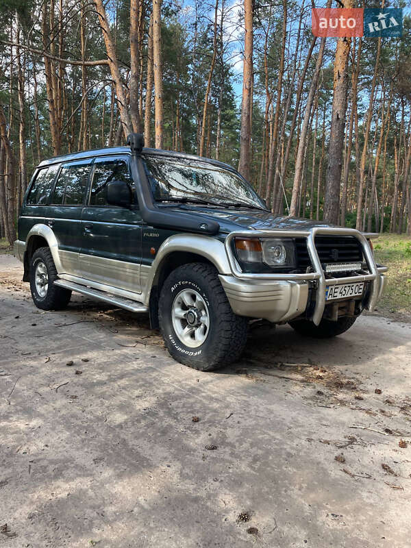 Внедорожник / Кроссовер Mitsubishi Pajero 1993 в Кропивницком