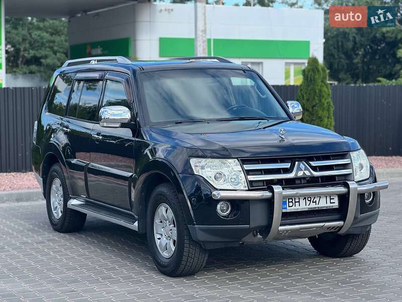 Позашляховик / Кросовер Mitsubishi Pajero 2007 в Одесі