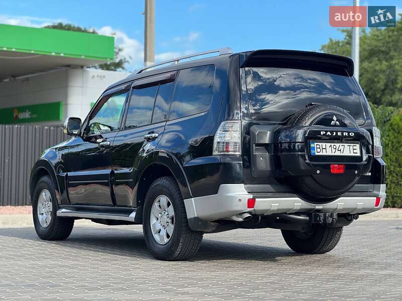 Позашляховик / Кросовер Mitsubishi Pajero 2007 в Одесі