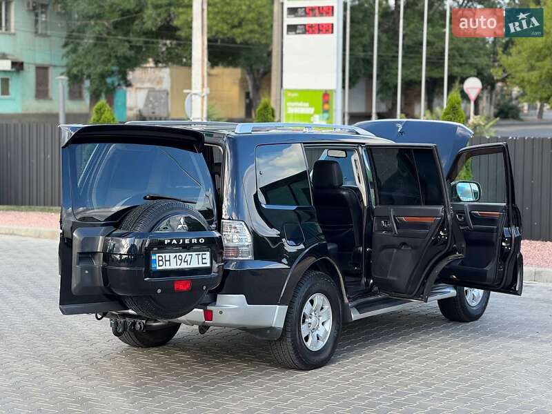 Позашляховик / Кросовер Mitsubishi Pajero 2007 в Одесі