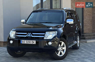 Внедорожник / Кроссовер Mitsubishi Pajero 2007 в Ужгороде
