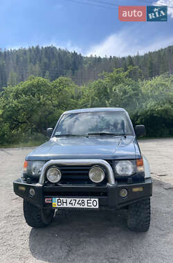 Внедорожник / Кроссовер Mitsubishi Pajero 1995 в Яремче