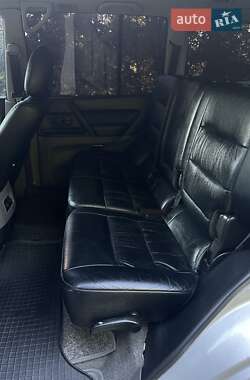 Внедорожник / Кроссовер Mitsubishi Pajero 2001 в 